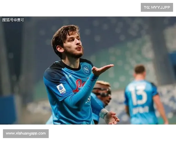 佩杜拉：那不勒斯 7000 万欧打包签瑞士边锋 + 荷兰中卫